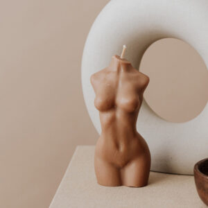 Gift Box, Handmade venus Candle and Minimal Vase - Image 5